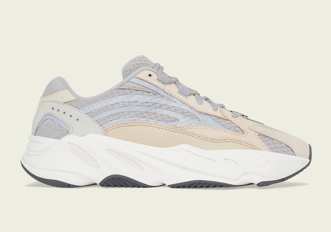 YEEZY BOOST 700 V2 