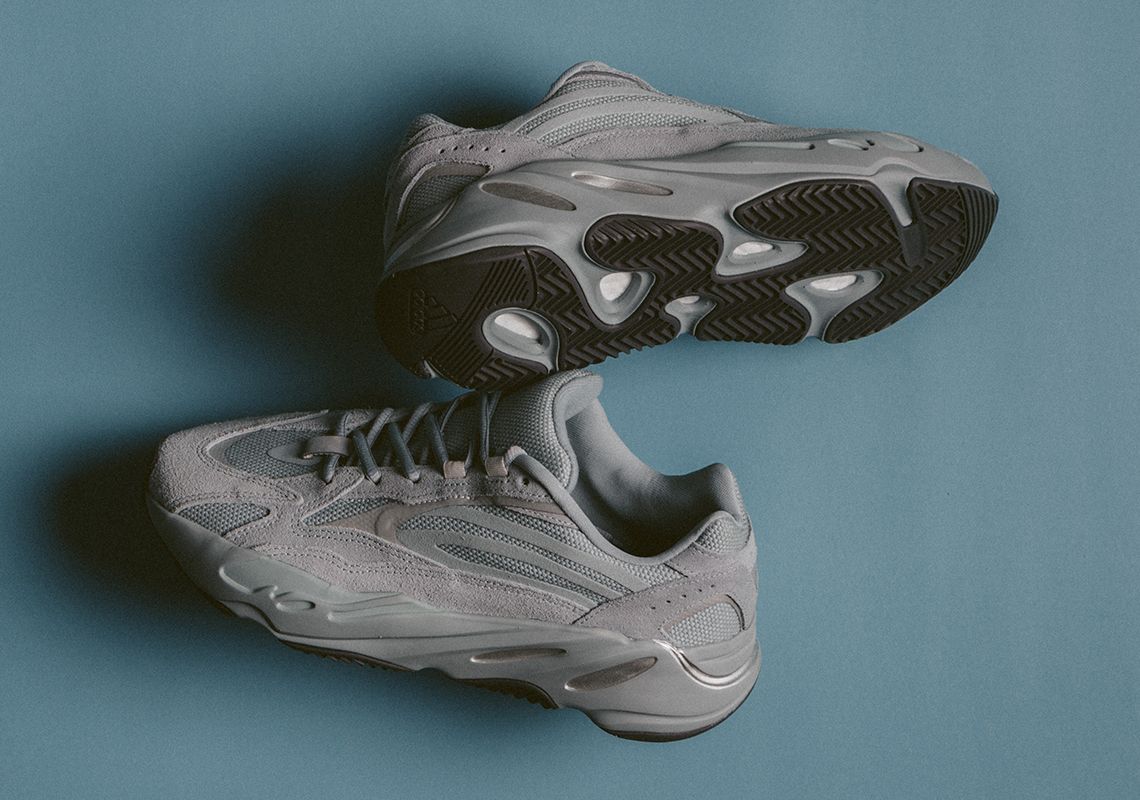 Yeezy boost 700 deals all colors